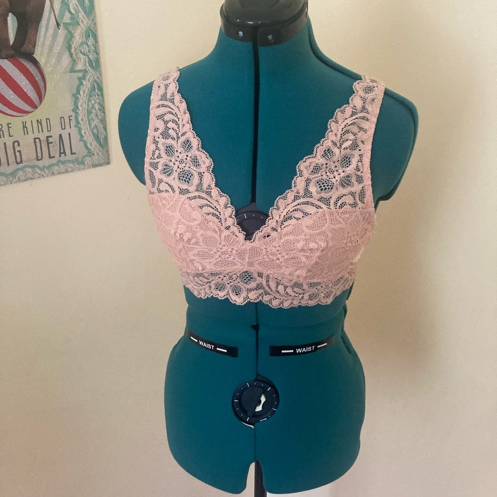 Pale pink bralette from forever 21